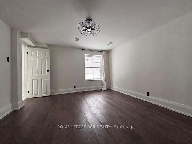 Detached House for sale at 134 Queen Street, Caledon, Ontario, L7E 2M7 - Bolton West - MLS: W12858328