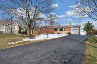 275 Tweedsdale Crescent