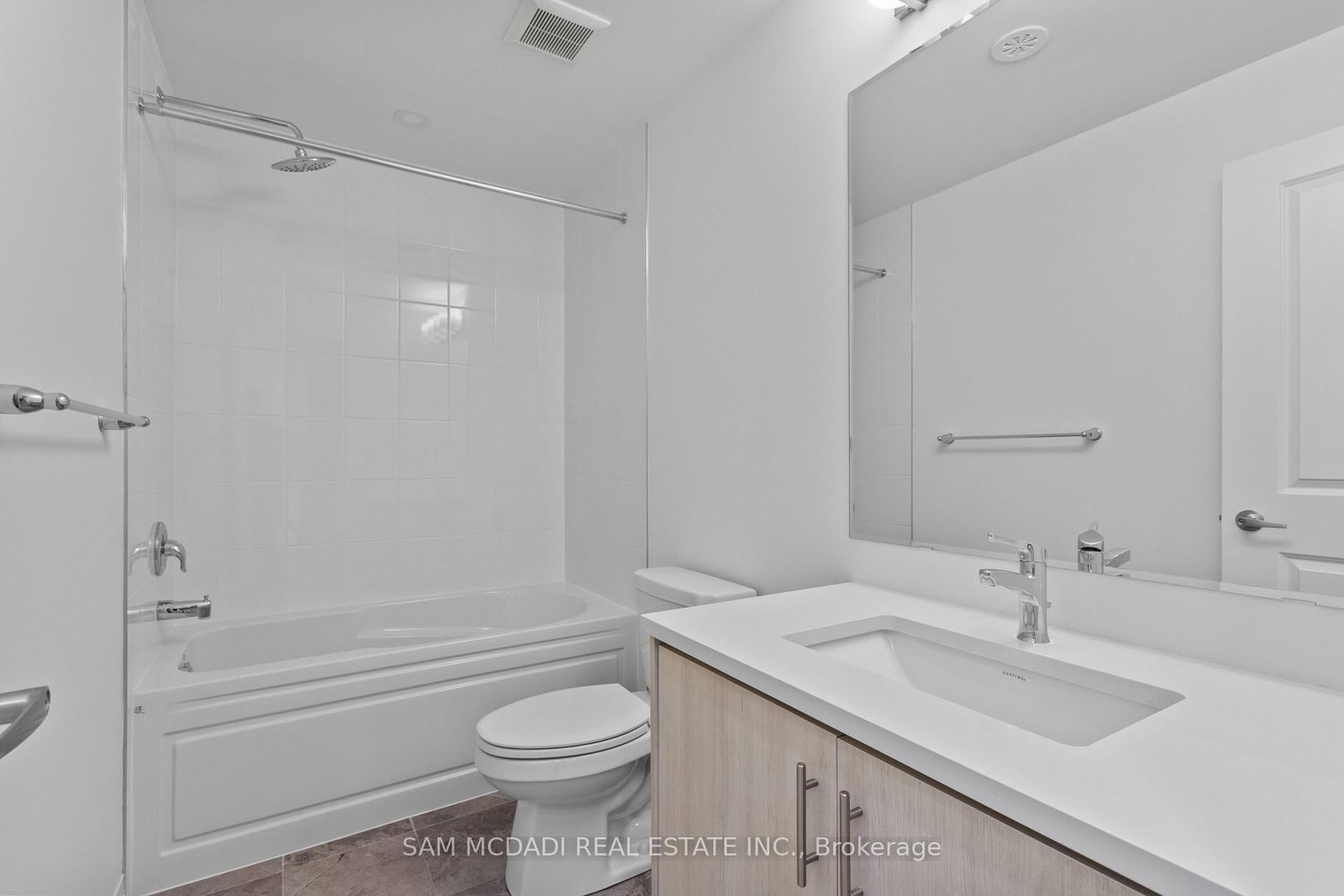 4 Timber Falls Drive, Unit Lower - Photo 4