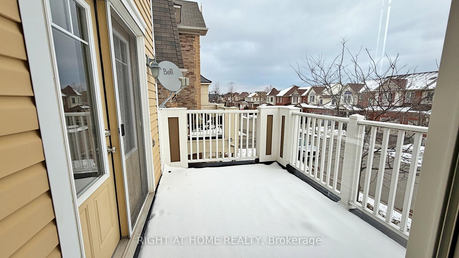 Townhouse for sale at 275 Woodley Crescent, Milton, Ontario, L9T 8B8 - Willmott - MLS: W12858994