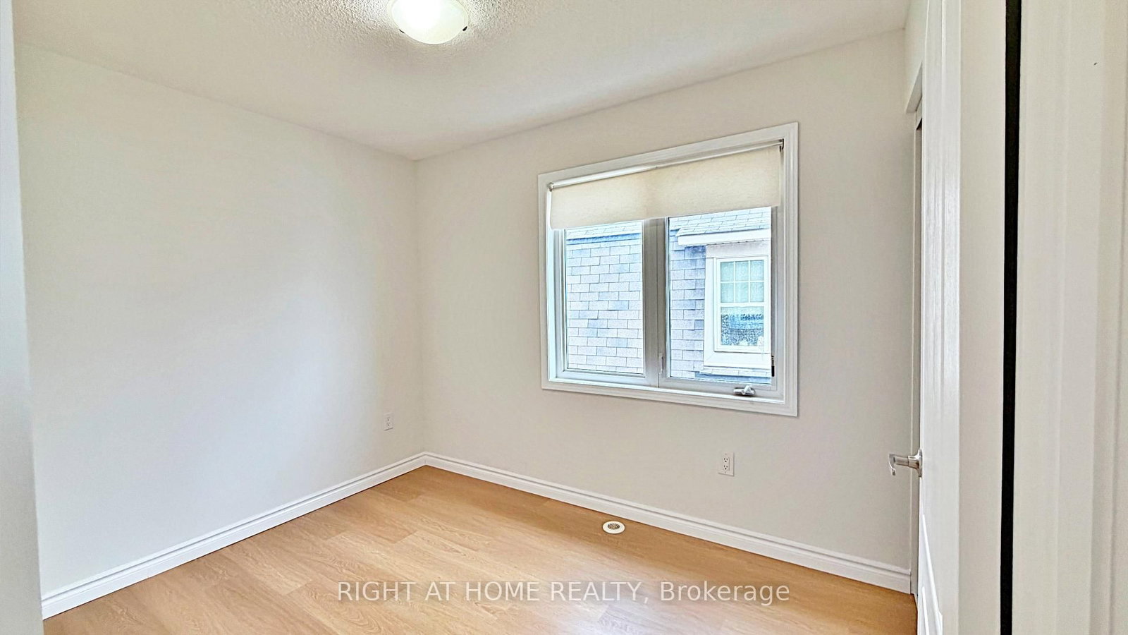 Townhouse for sale at 275 Woodley Crescent, Milton, Ontario, L9T 8B8 - Willmott - MLS: W12858994