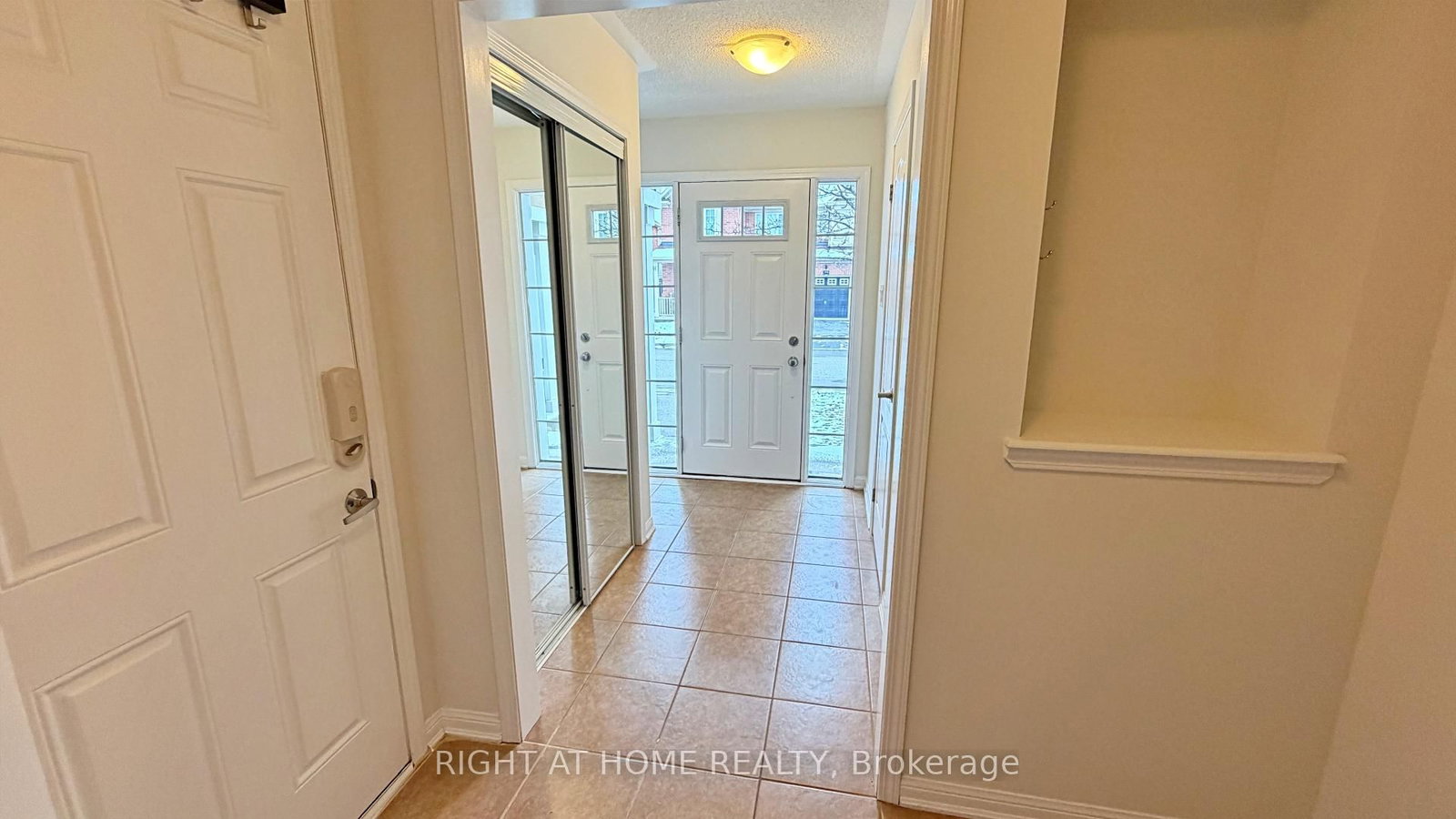 Townhouse for sale at 275 Woodley Crescent, Milton, Ontario, L9T 8B8 - Willmott - MLS: W12858994