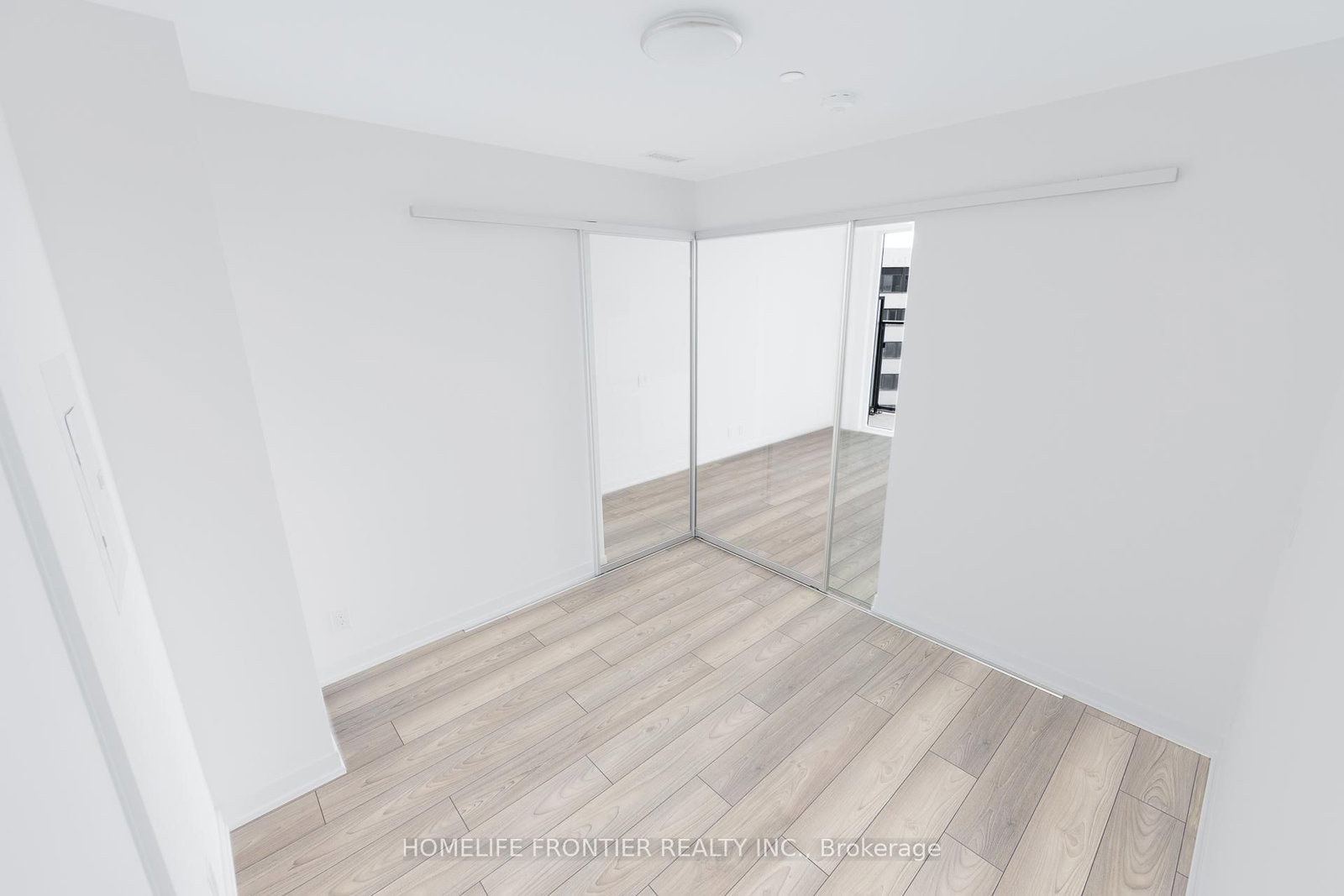 Condo for sale at 505-285 Dufferin Street, Toronto, Ontario, M6K 1E6 - South Parkdale - MLS: W12859018