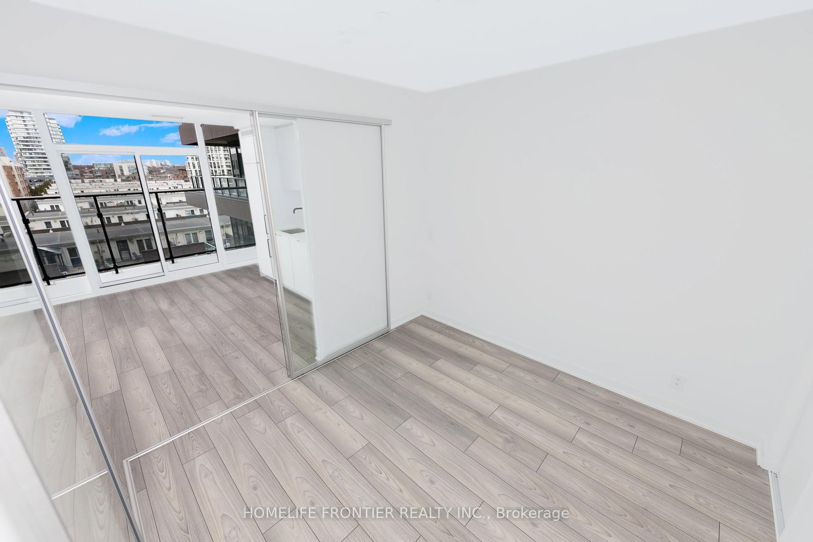 Condo for sale at 505-285 Dufferin Street, Toronto, Ontario, M6K 1E6 - South Parkdale - MLS: W12859018