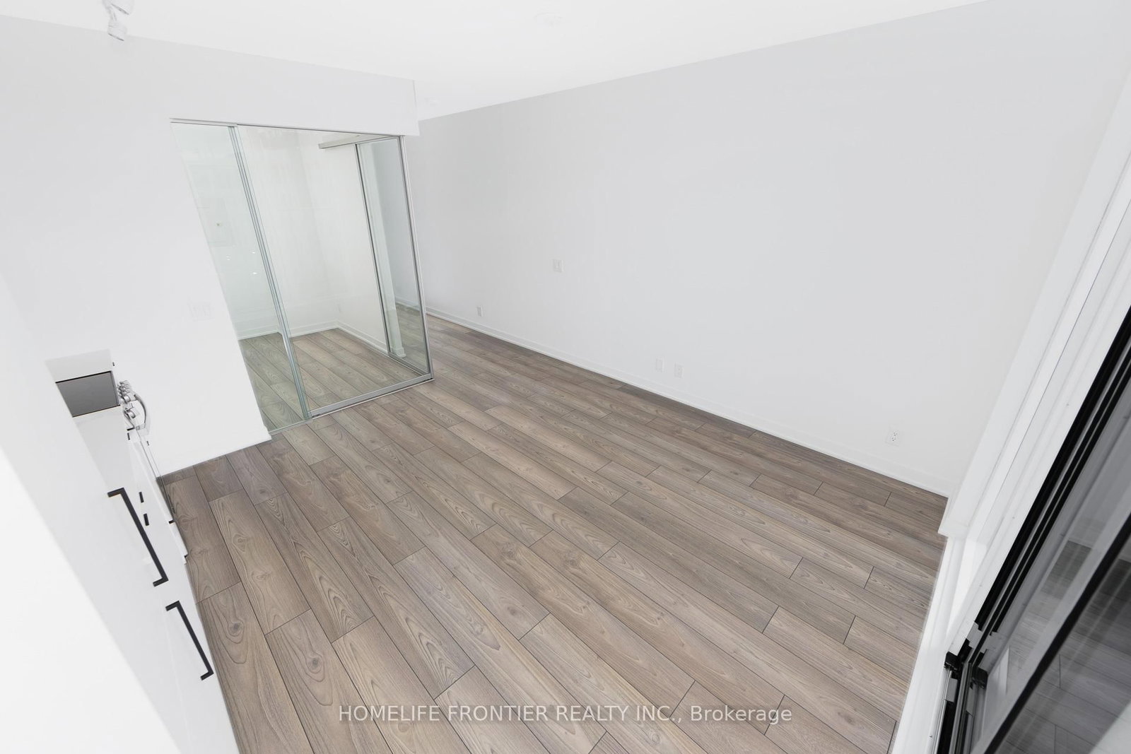Condo for sale at 505-285 Dufferin Street, Toronto, Ontario, M6K 1E6 - South Parkdale - MLS: W12859018