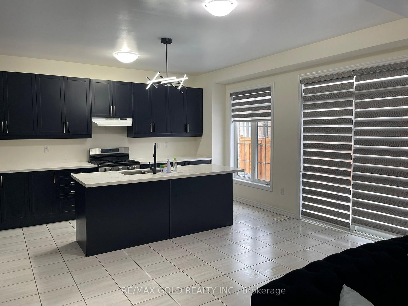 537 Veterans Drive - Photo 29