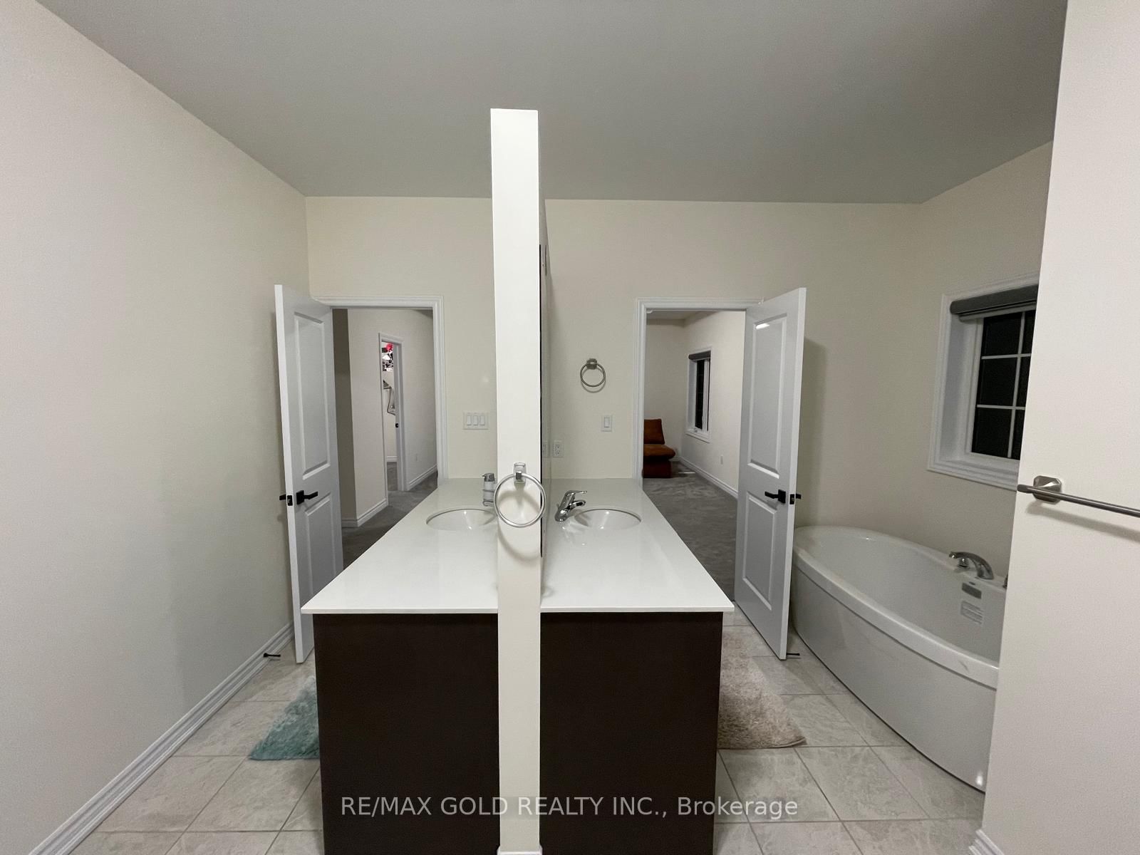 537 Veterans Drive - Photo 30