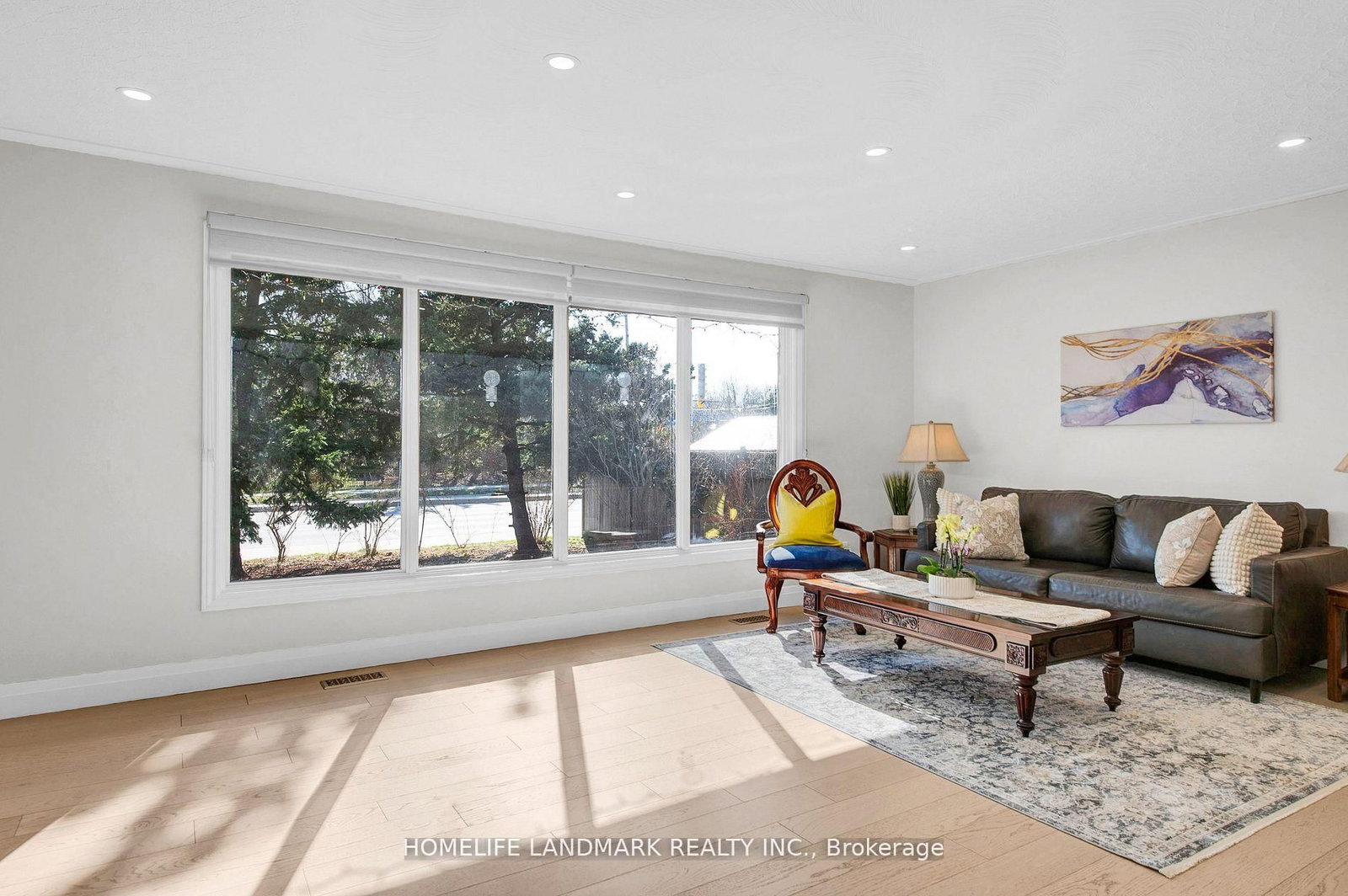 Detached House for sale at 431 Walker's Line, Burlington, Ontario, L7N 2C9 - Shoreacres - MLS: W12859110