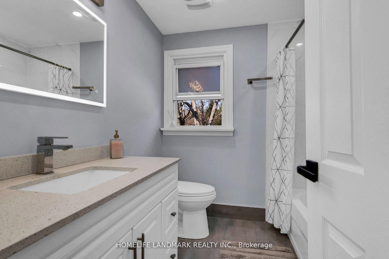 Detached House for sale at 431 Walker's Line, Burlington, Ontario, L7N 2C9 - Shoreacres - MLS: W12859110