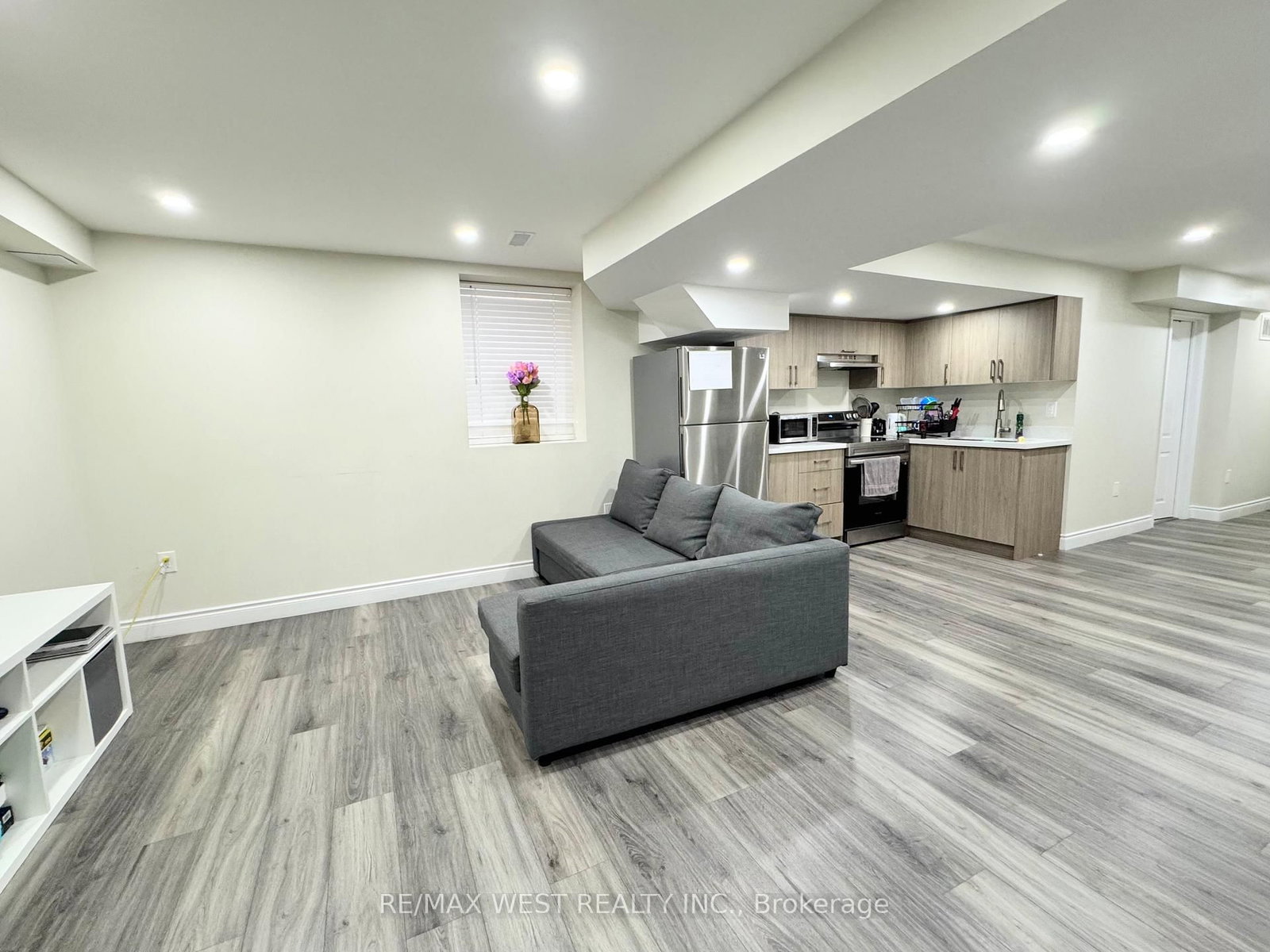 Detached House for sale at 24 Maple Cider Street, Caledon, Ontario, L7C 4B8 - Rural Caledon - MLS: W12859210