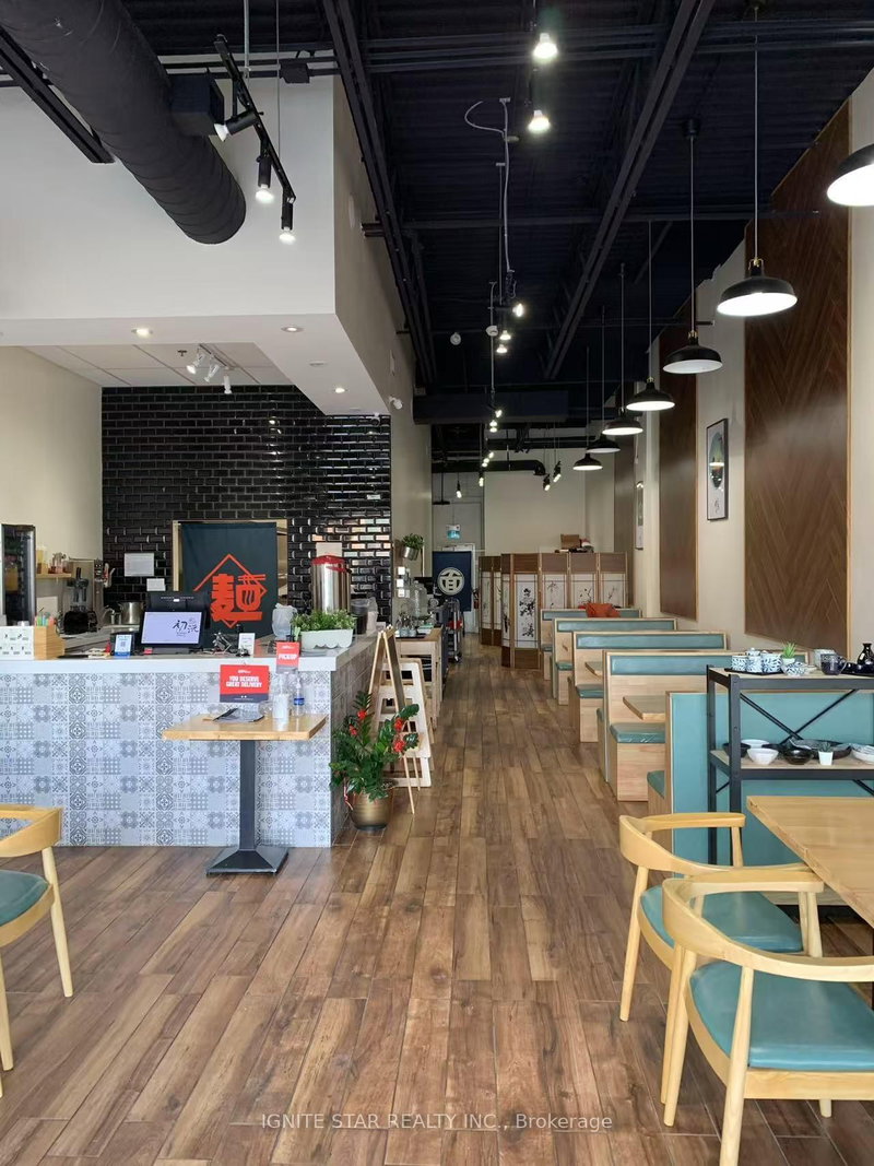 11 - 511 Maple Grove Dr Dr, Oakville, L6J 4W3 | Image 2