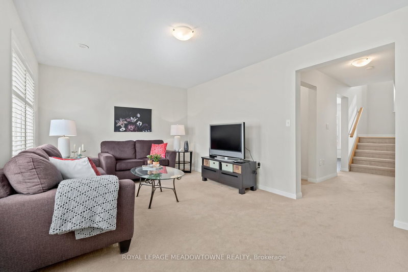26 Lathbury St, Brampton, L7A 0R5 | Image 3