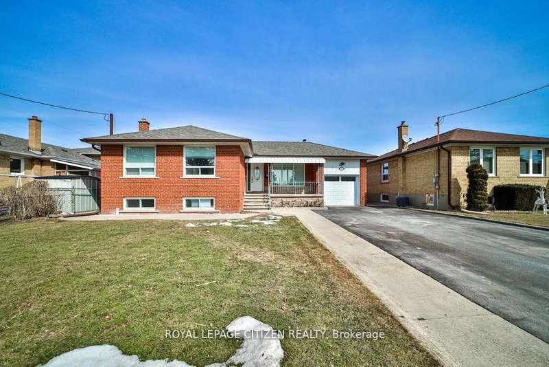 34 Belleglade Lower Crt, Toronto, M9M 2W4 | Image 3