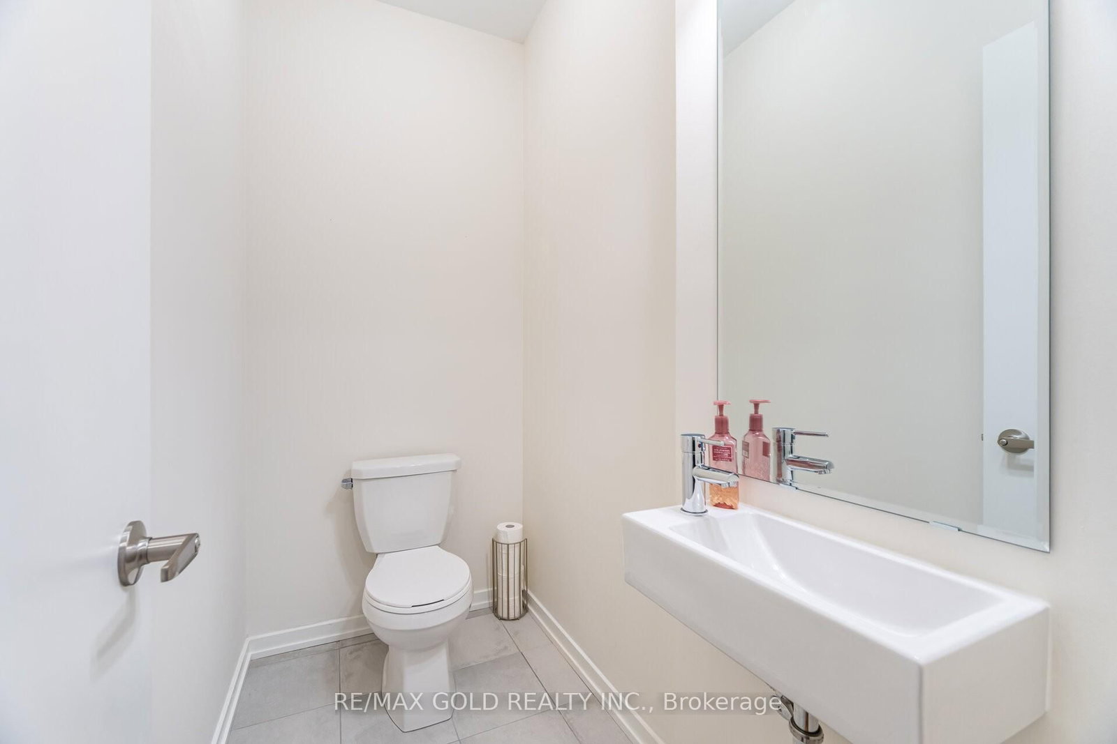 Townhouse for sale at 56 Lambert Lane, Caledon, Ontario, L7E 4M5 - Bolton East - MLS: W12861158