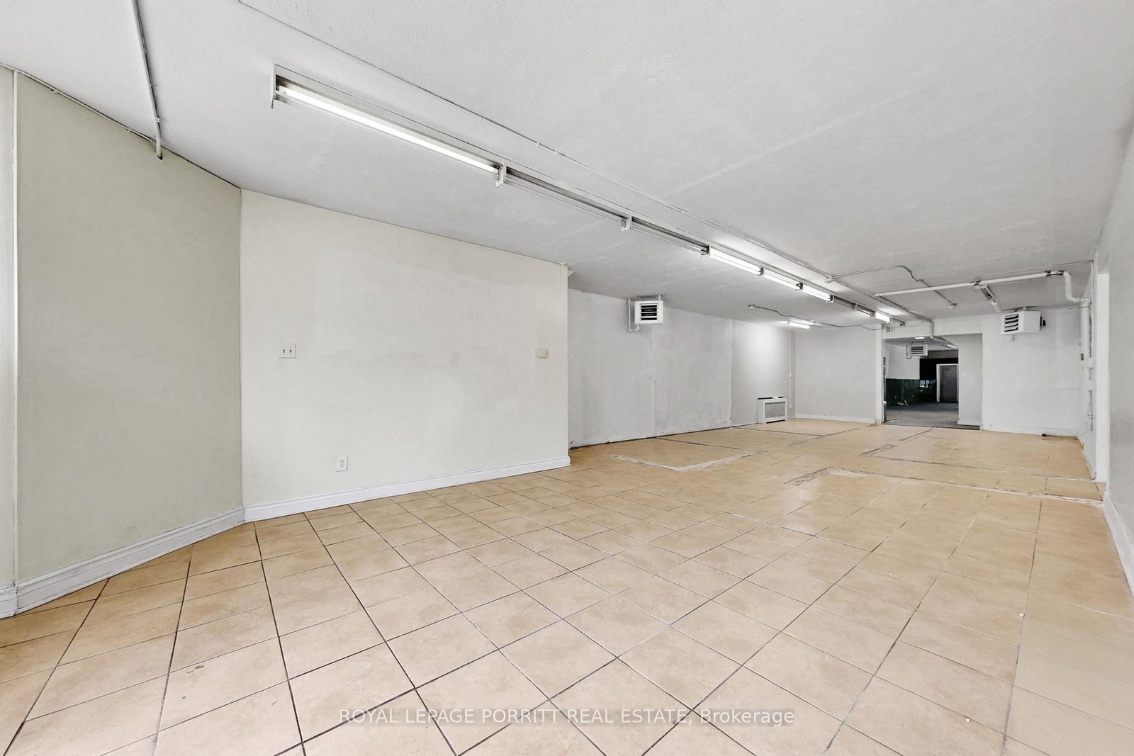 3367 Lake Shore Boulevard W - Photo 10