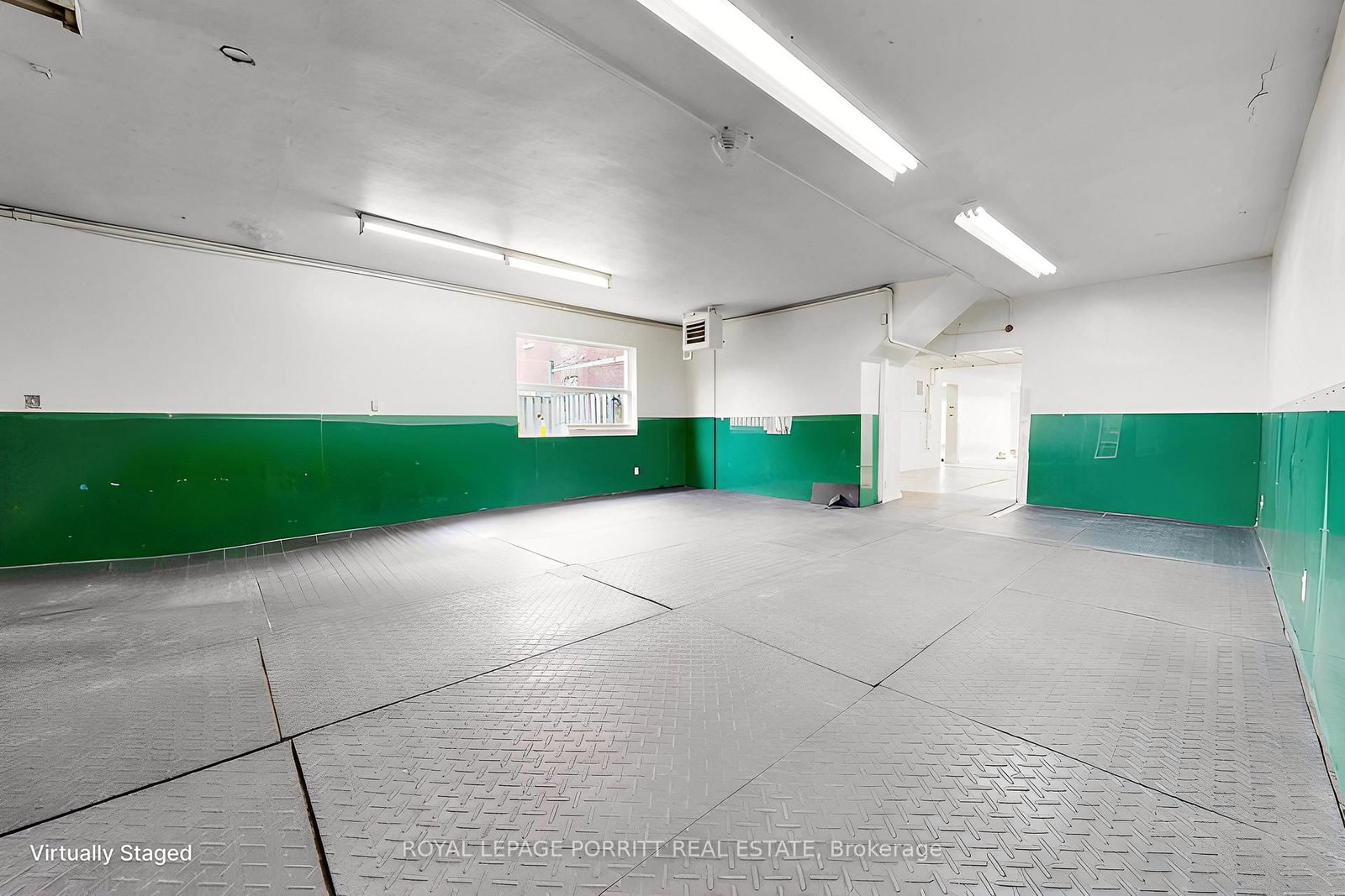 3367 Lake Shore Boulevard W - Photo 20