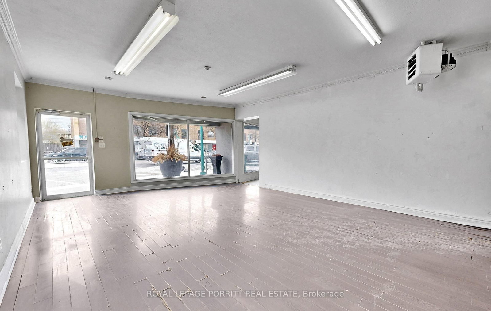 3367 Lake Shore Boulevard W - Photo 6