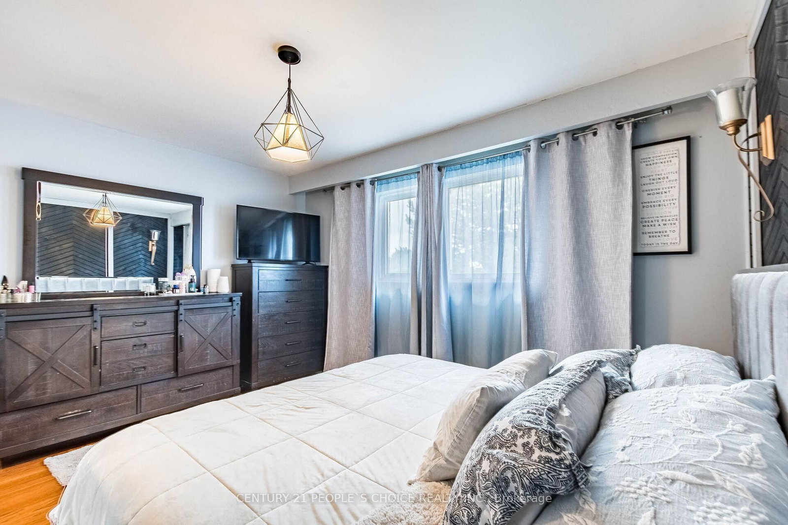 Semi-Detached House for sale at 46 Abell Drive, Brampton, Ontario, L6V 2V8 - Madoc - MLS: W12861464