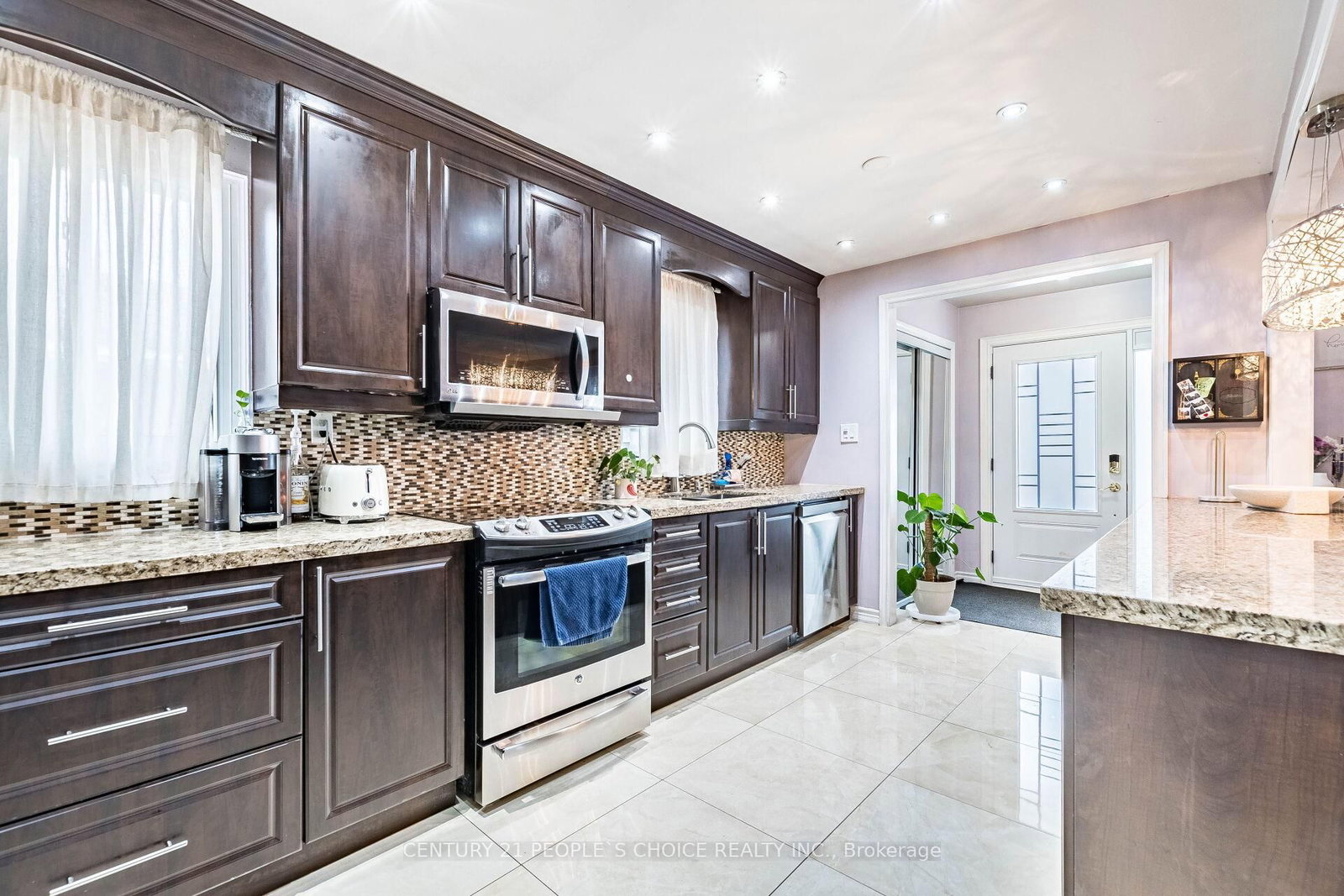 Semi-Detached House for sale at 46 Abell Drive, Brampton, Ontario, L6V 2V8 - Madoc - MLS: W12861464