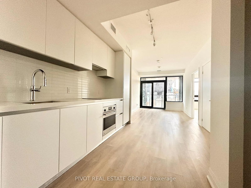 home for lease on 608-2 Erskine Road