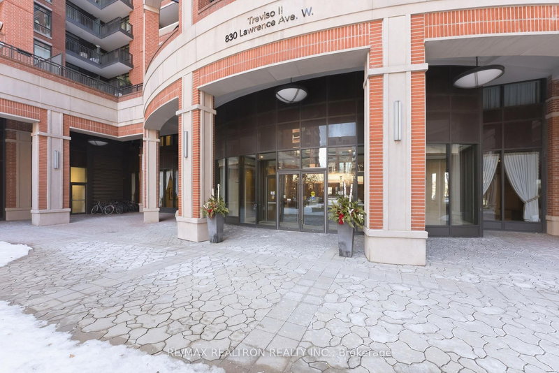 446 - 830 Lawrence Ave W, Toronto, M6A 0B6 | Image 2