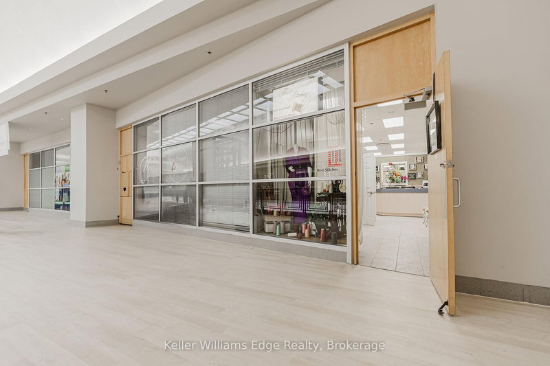 777 Guelph Line, Burlington, L7R 3N2 | Image 3