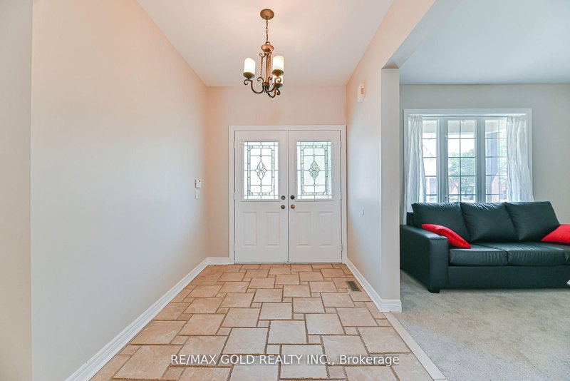 45 Treeline Blvd, Brampton, L6P 1E4 | Image 3