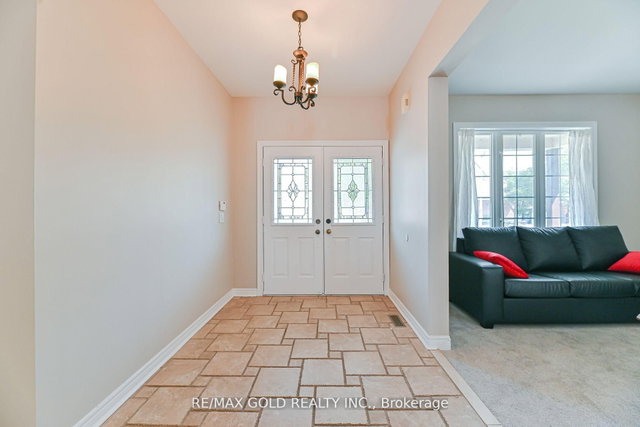 45 Treeline Boulevard