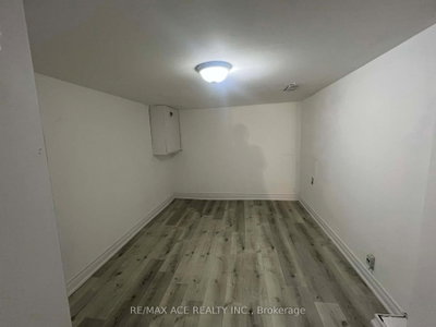 Unit Bsmt — 12 Mahoney Avenue — photo 5