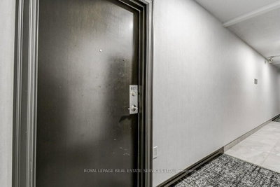 212 Kerr Street • #601 • Oakville, ON photo 9