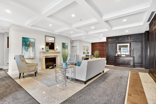 414 - 1135 Royal York Road