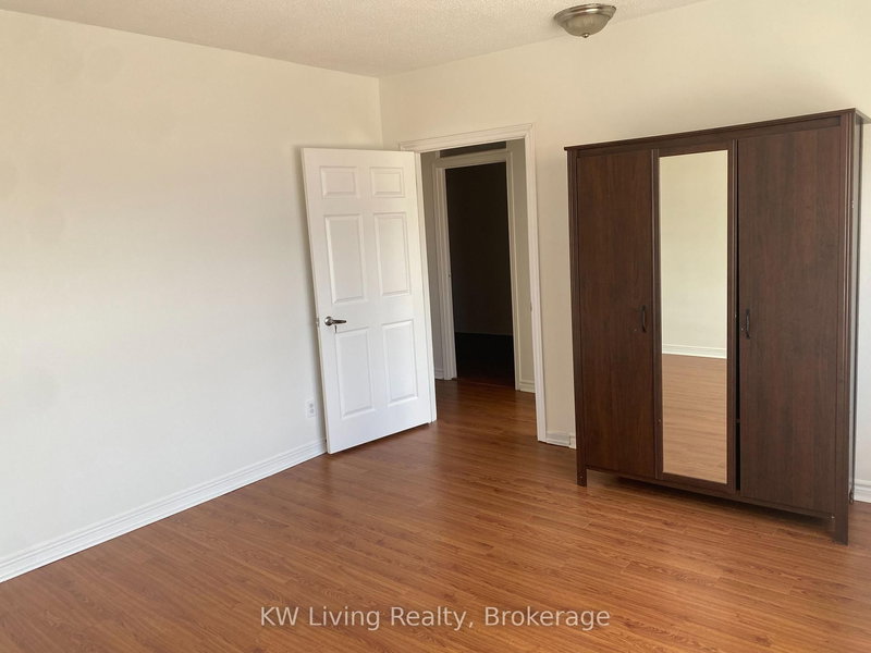 Apt. 3 - 2890 Lake Shore Blvd W, Toronto, M8V 1J2 | Image 3