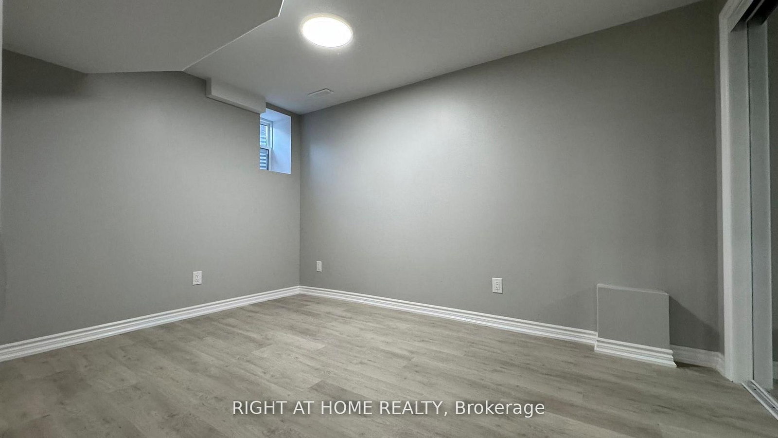 Detached House for lease at Basement-455 Clarkson Gate, Milton, Ontario, L9E 0B7 - Ford - MLS: W12864544