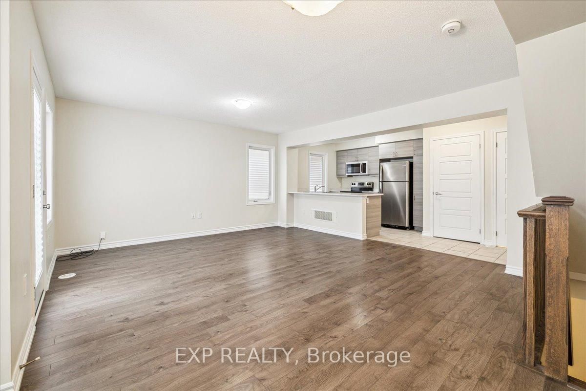 Townhouse for sale at 107 Lemieux Court, Milton, Ontario, L9E 1E9 - Ford - MLS: W12864672