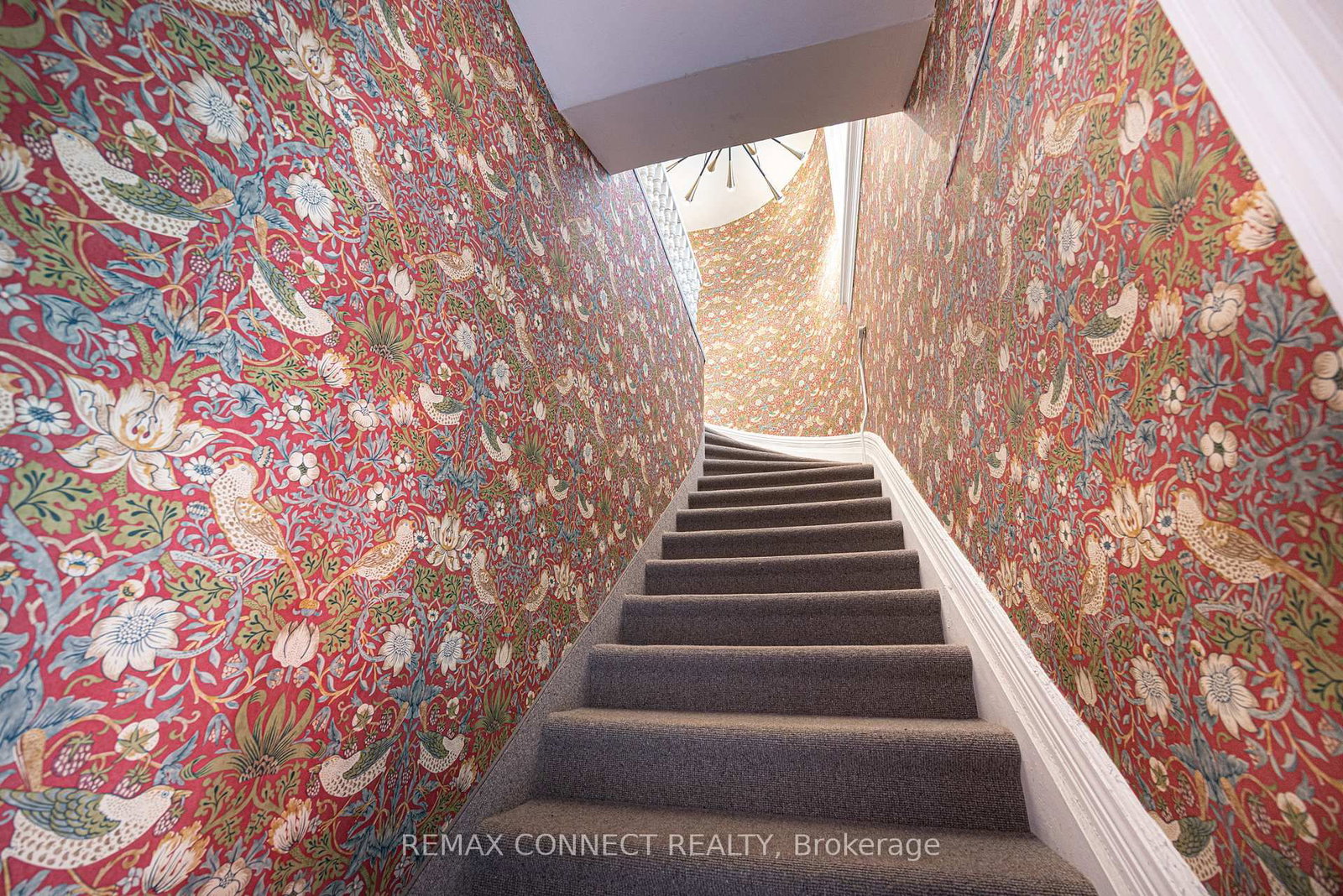 178 High Park Avenue - Photo 32