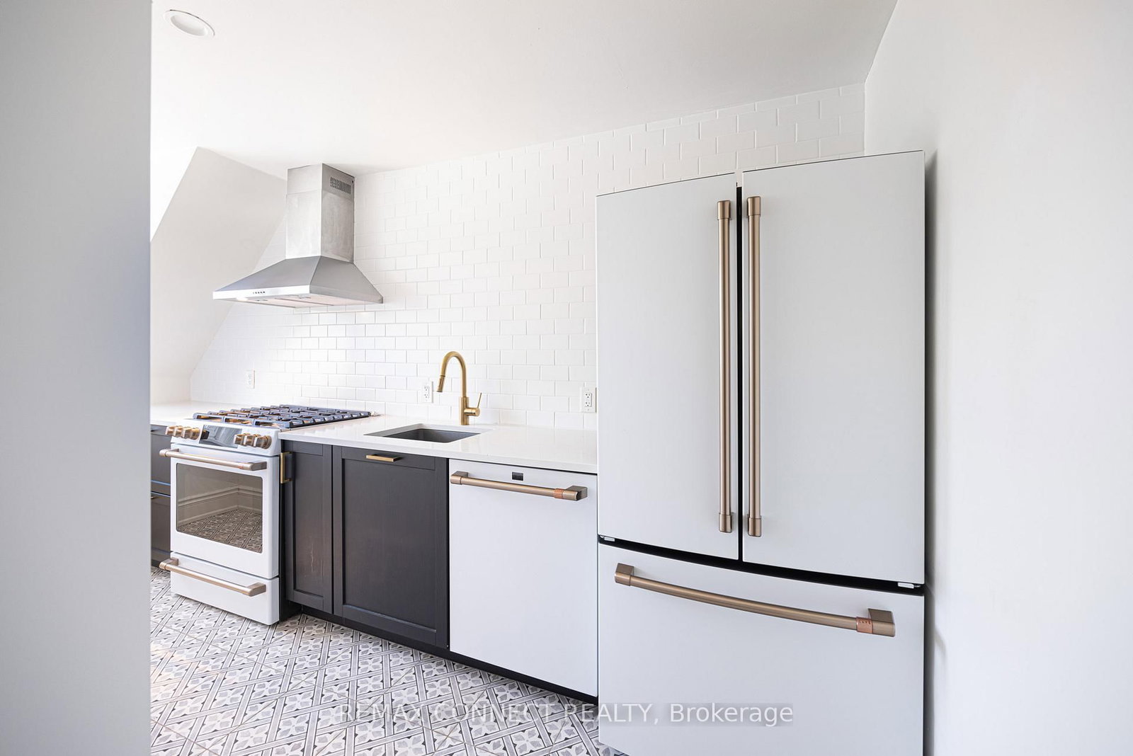 178 High Park Avenue - Photo 46