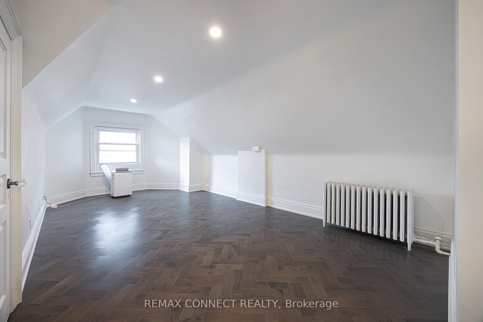 178 High Park Avenue - Photo 47