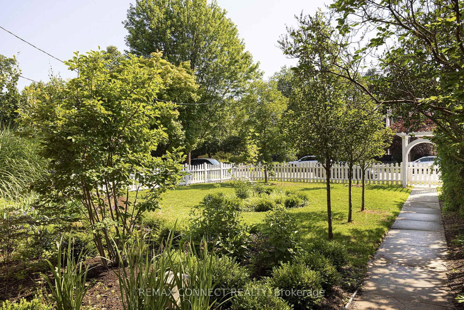 178 High Park Avenue - Photo 5