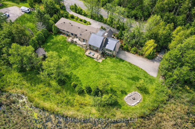 13569 Dublin Line, Halton Hills, L7J 2L7 | Image 2