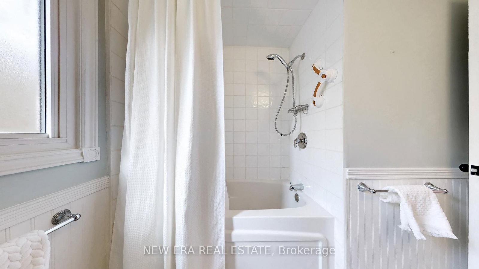 Semi-Detached House for sale at 3103 Autumn Hill Crescent, Burlington, Ontario, L7M 1Z3 - Brant Hills - MLS: W12865304