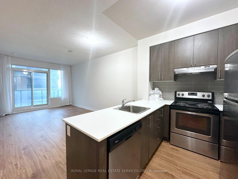 1003 - 188 Clark Blvd, Brampton, L6T 0J2 | Image 2