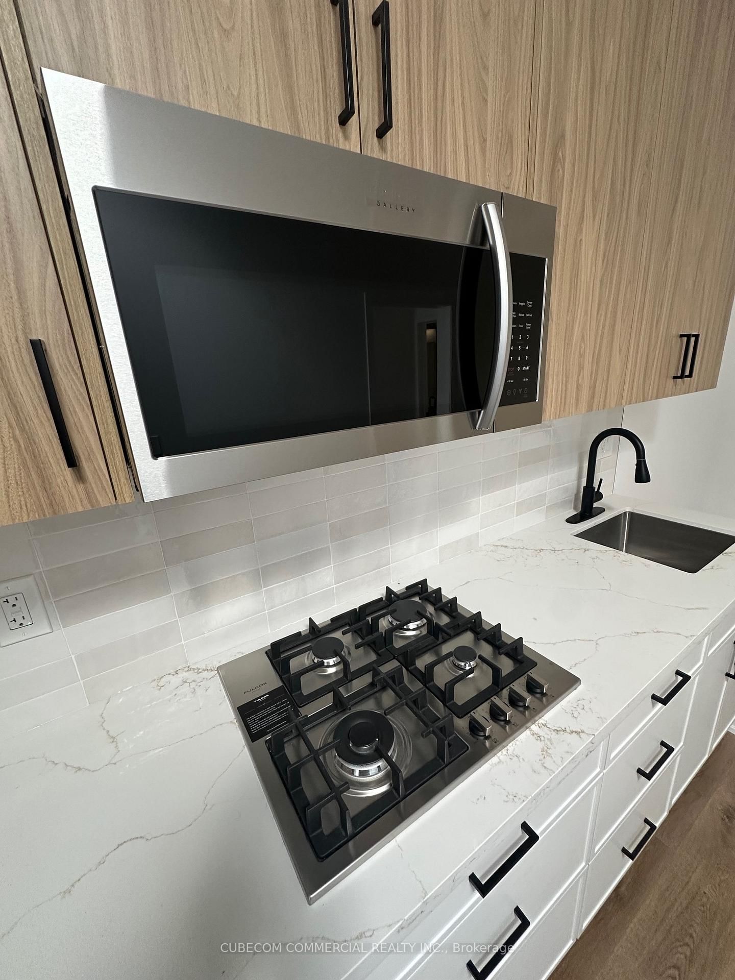 2219 Dundas Street W - Photo 10