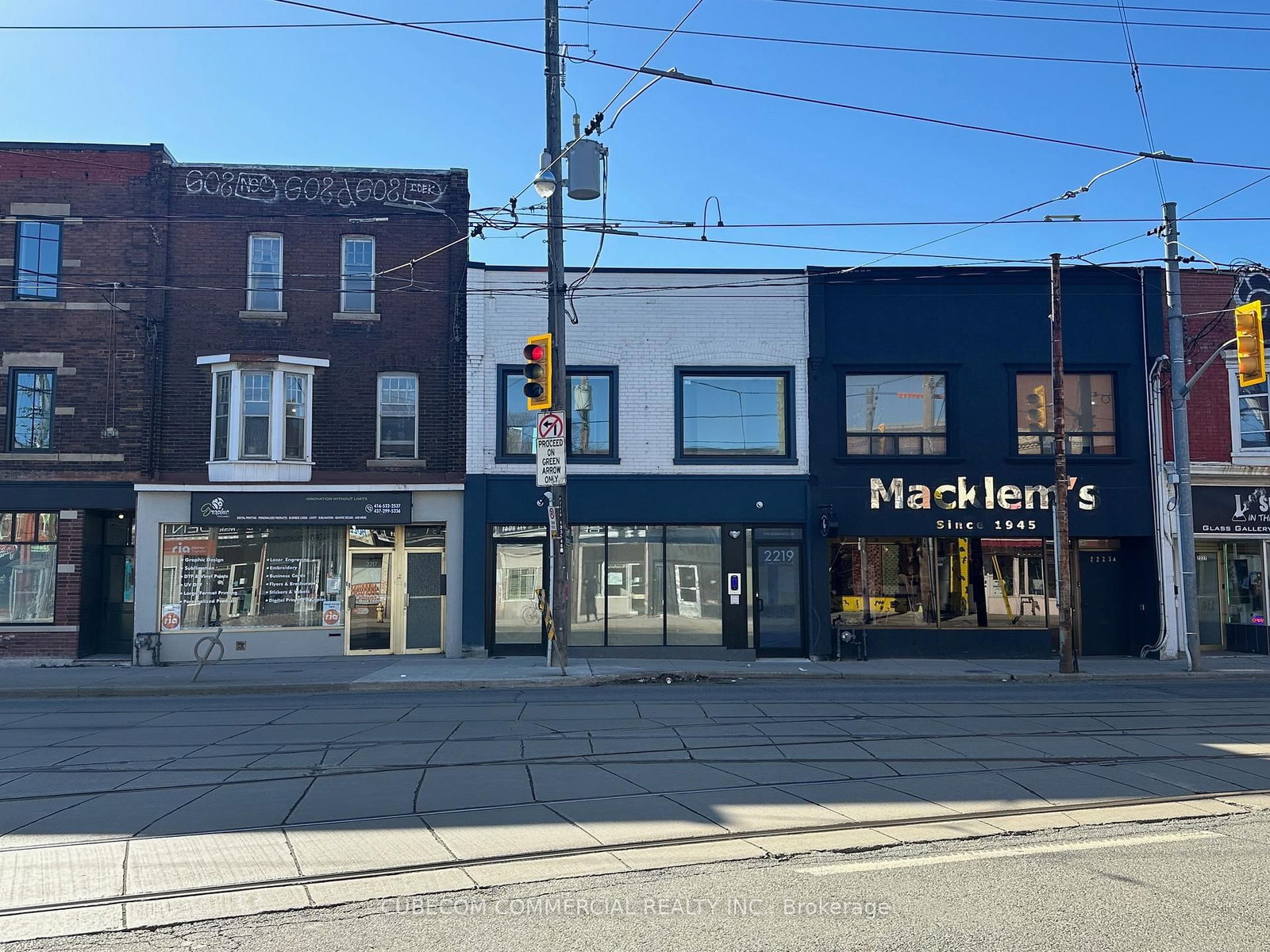 2219 Dundas Street W - Photo 3