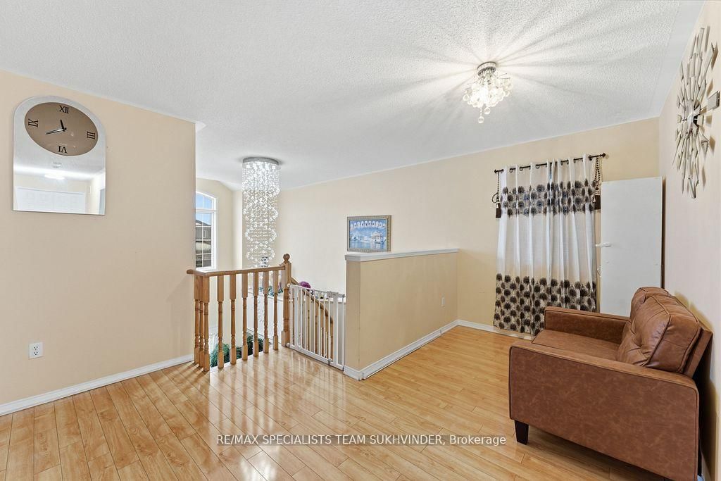 Detached House for sale at 13 El Camino Way, Brampton, Ontario, L7A 3C4 - Fletcher's Meadow - MLS: W12866262