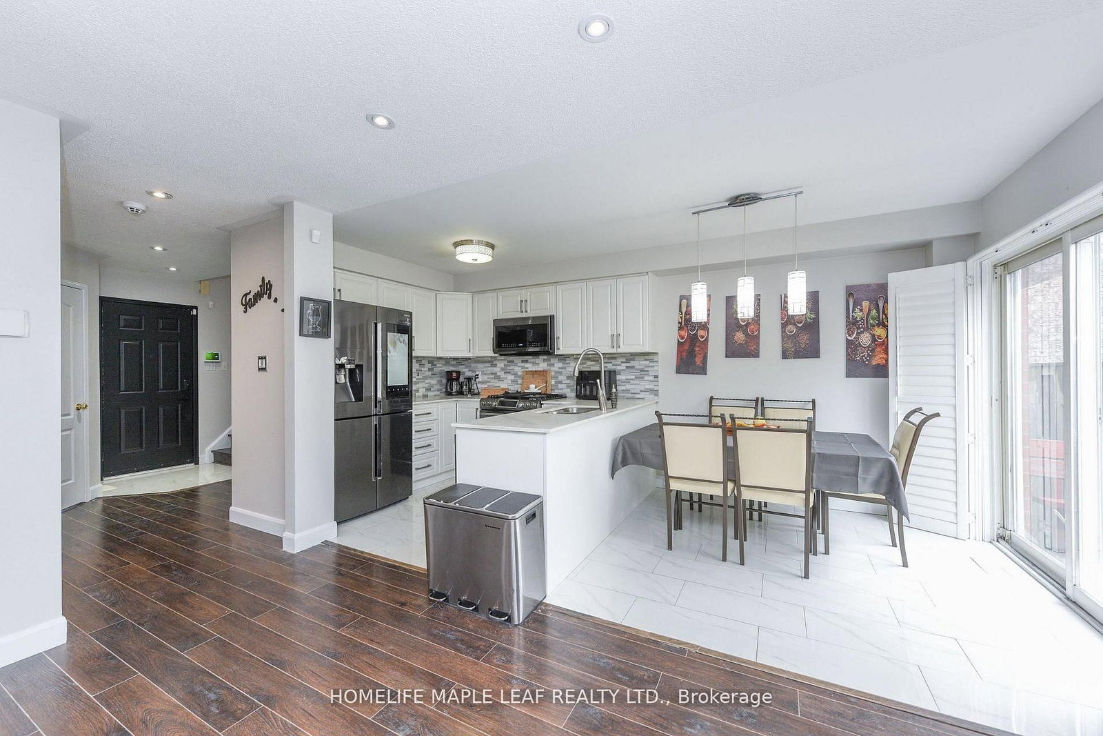 Detached House for sale at 250 Brisdale Drive, Brampton, Ontario, L7A 2T3 - Fletcher's Meadow - MLS: W12866274