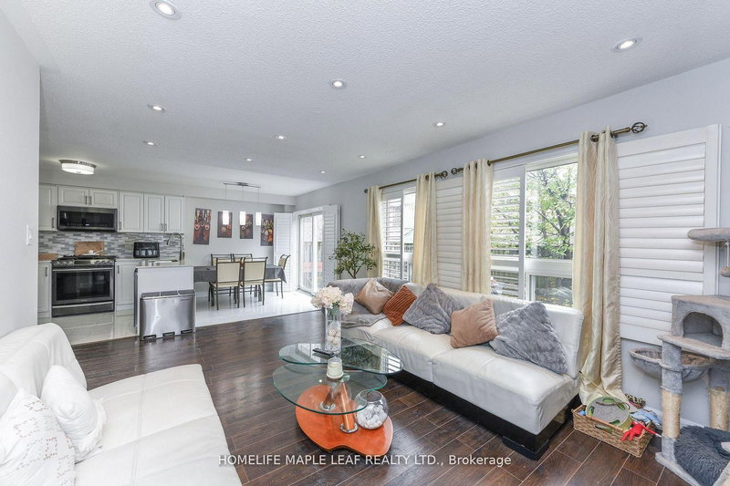 250 Brisdale Dr, Brampton, L7A 2T3 | Image 2