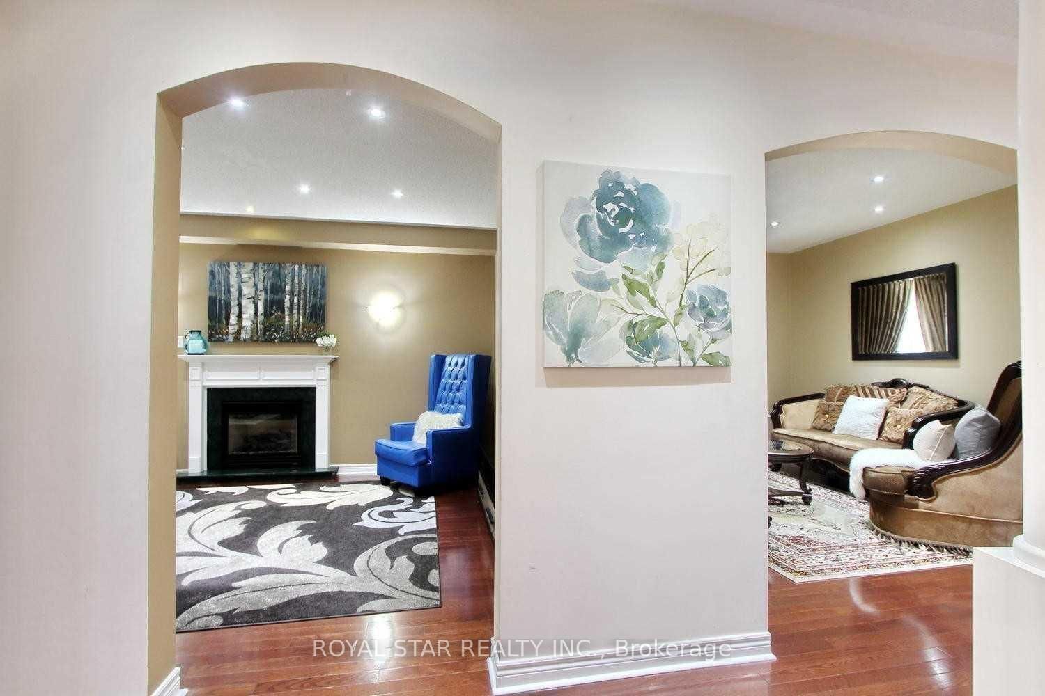 Detached House for sale at 38 Riverglen Street, Brampton, Ontario, L6P 3C1 - Bram East - MLS: W12866340