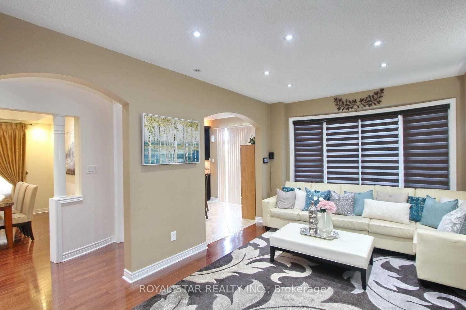 Detached House for sale at 38 Riverglen Street, Brampton, Ontario, L6P 3C1 - Bram East - MLS: W12866340