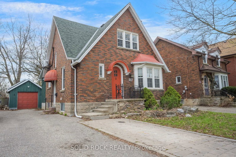 117 Mill St S, Brampton, L6Y 1T4 | Image 2