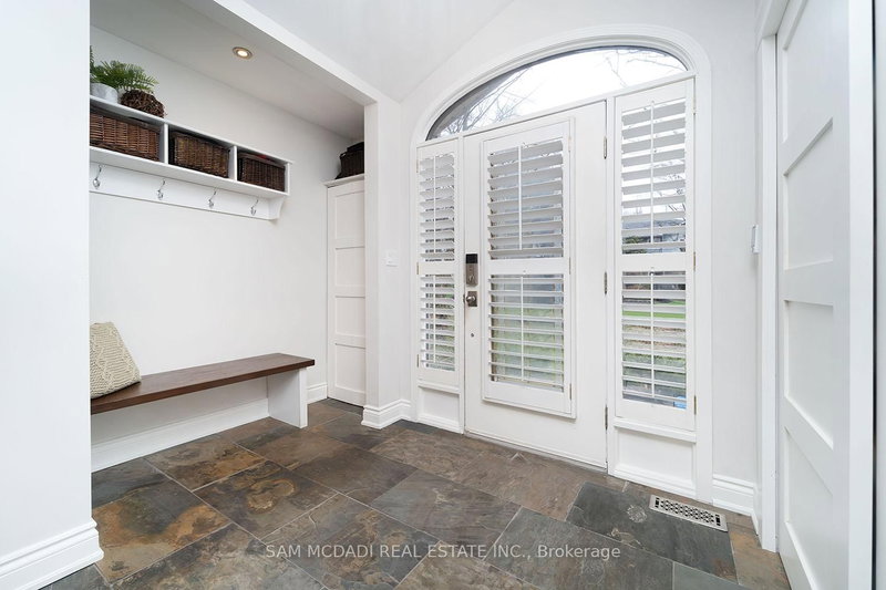 388 Ash Rd, Oakville, L6J 4P7 | Image 2